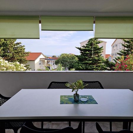 Aurelia Apartments, Vir Exteriér fotografie