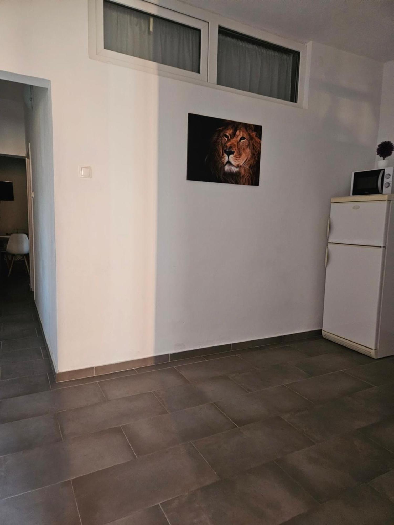 Aurelia Apartments, Vir Exteriér fotografie
