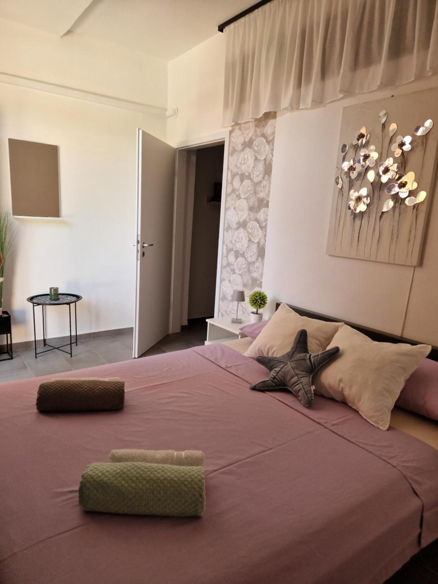 Aurelia Apartments, Vir Exteriér fotografie